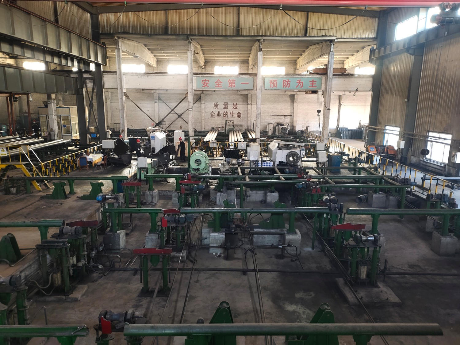 套管（guǎn）車間